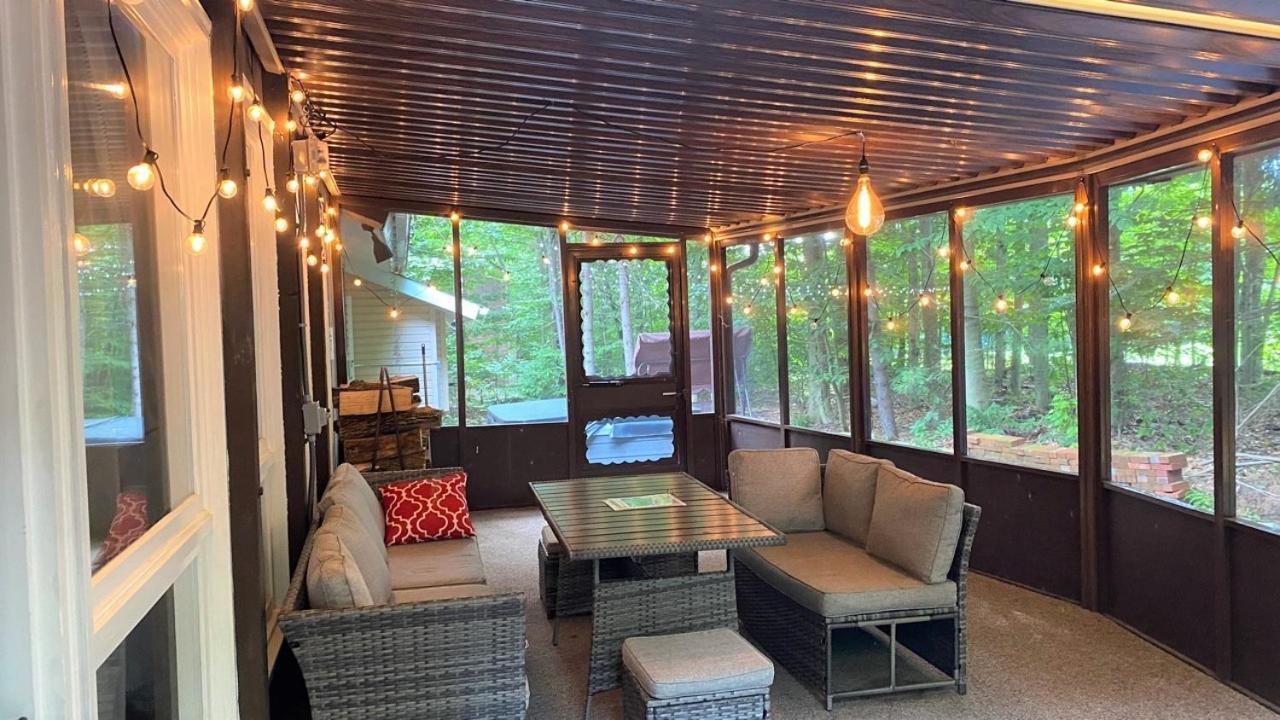 Walk To Pool & Beach - Spacious Gateway, Hot Tub, Game Room Pocono Country Place Экстерьер фото