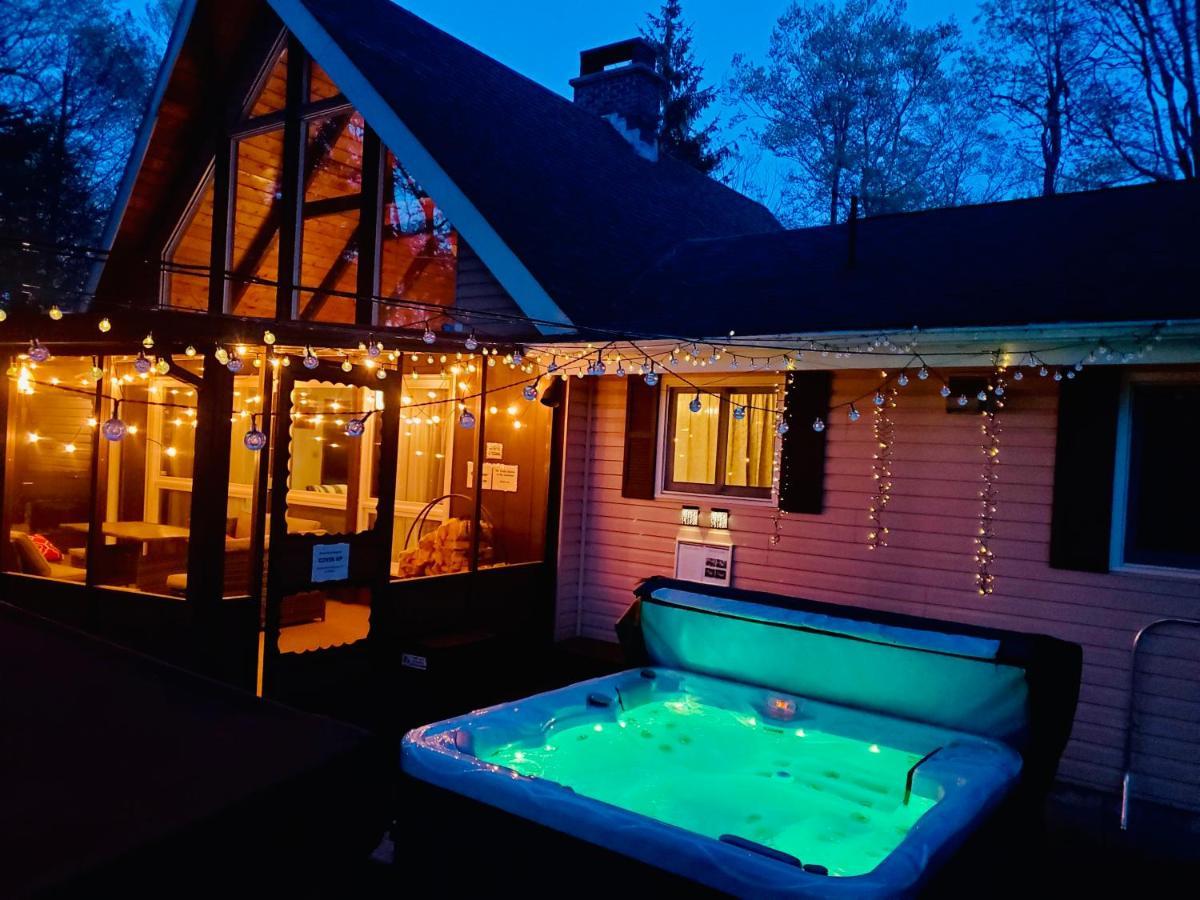 Walk To Pool & Beach - Spacious Gateway, Hot Tub, Game Room Pocono Country Place Экстерьер фото