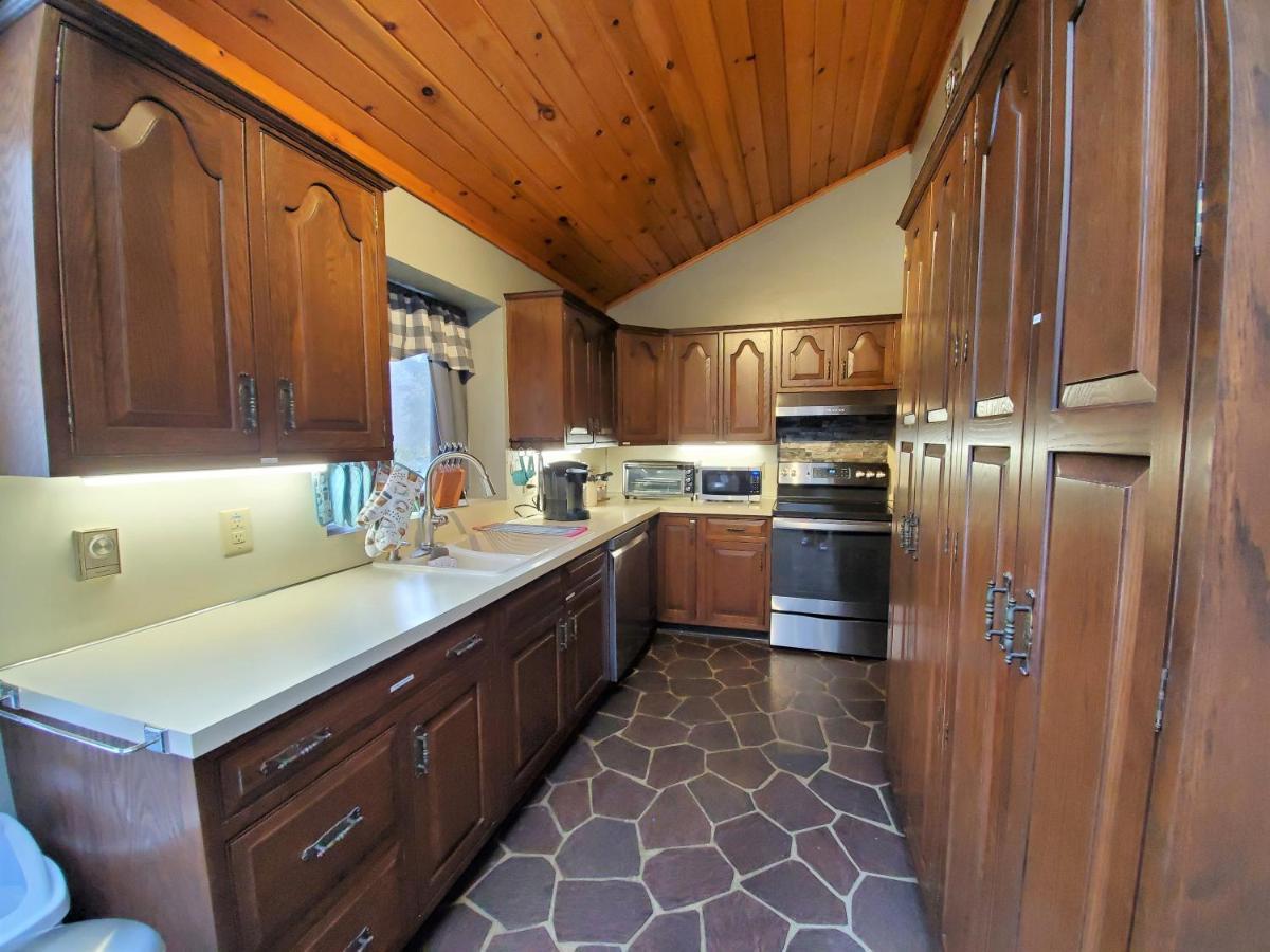 Walk To Pool & Beach - Spacious Gateway, Hot Tub, Game Room Pocono Country Place Экстерьер фото