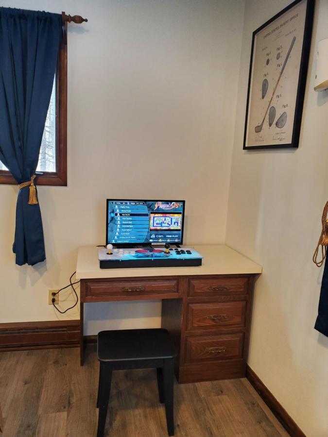Walk To Pool & Beach - Spacious Gateway, Hot Tub, Game Room Pocono Country Place Экстерьер фото