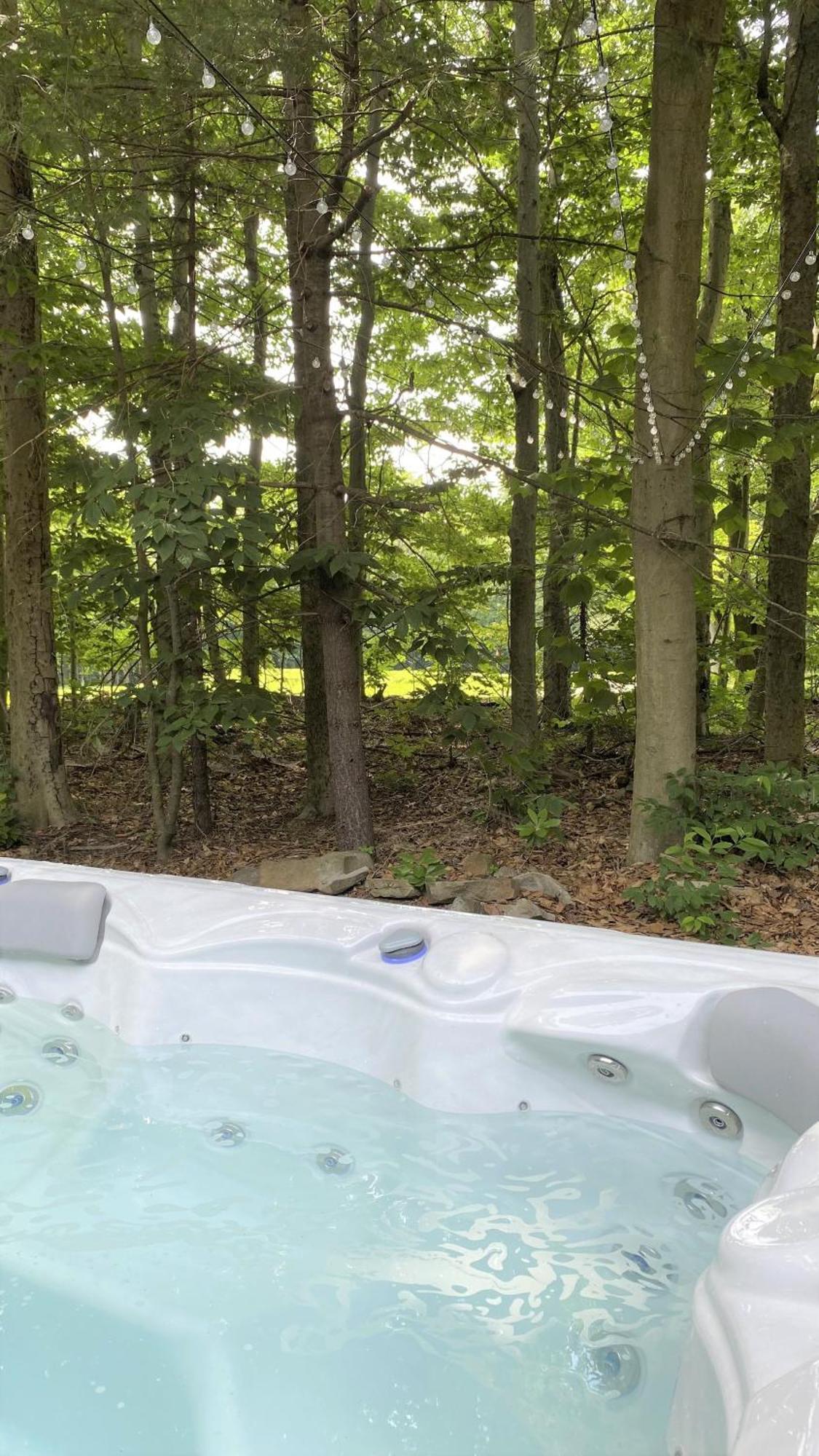 Walk To Pool & Beach - Spacious Gateway, Hot Tub, Game Room Pocono Country Place Экстерьер фото